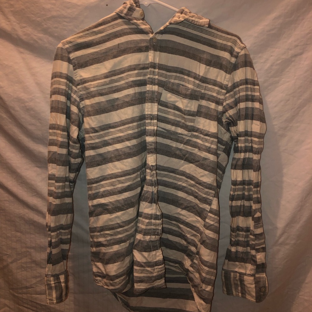 GREY AND WHITE MENS FLANNEL